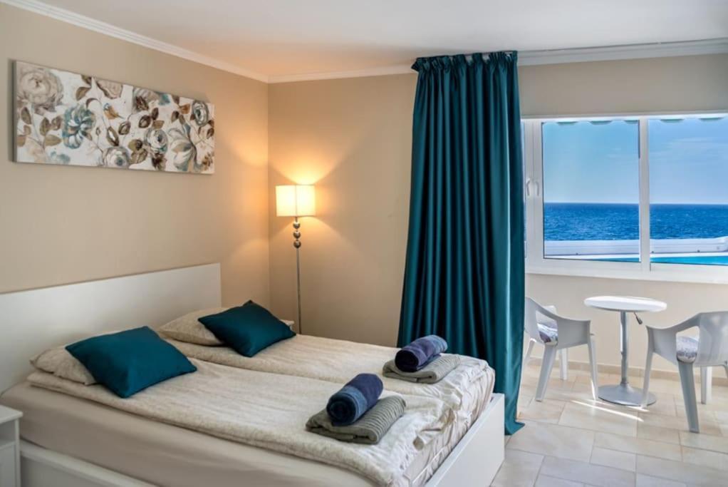 First Line Ocean View Studio 푸에르토 데 산티아고 외부 사진